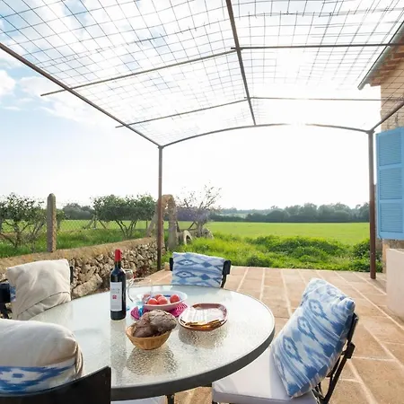 Holiday home Charming Son Julia With Pool Near Porreres